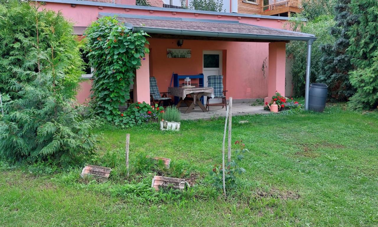 Pavlov24 - Zahradni Domecky Apartment Bagian luar foto